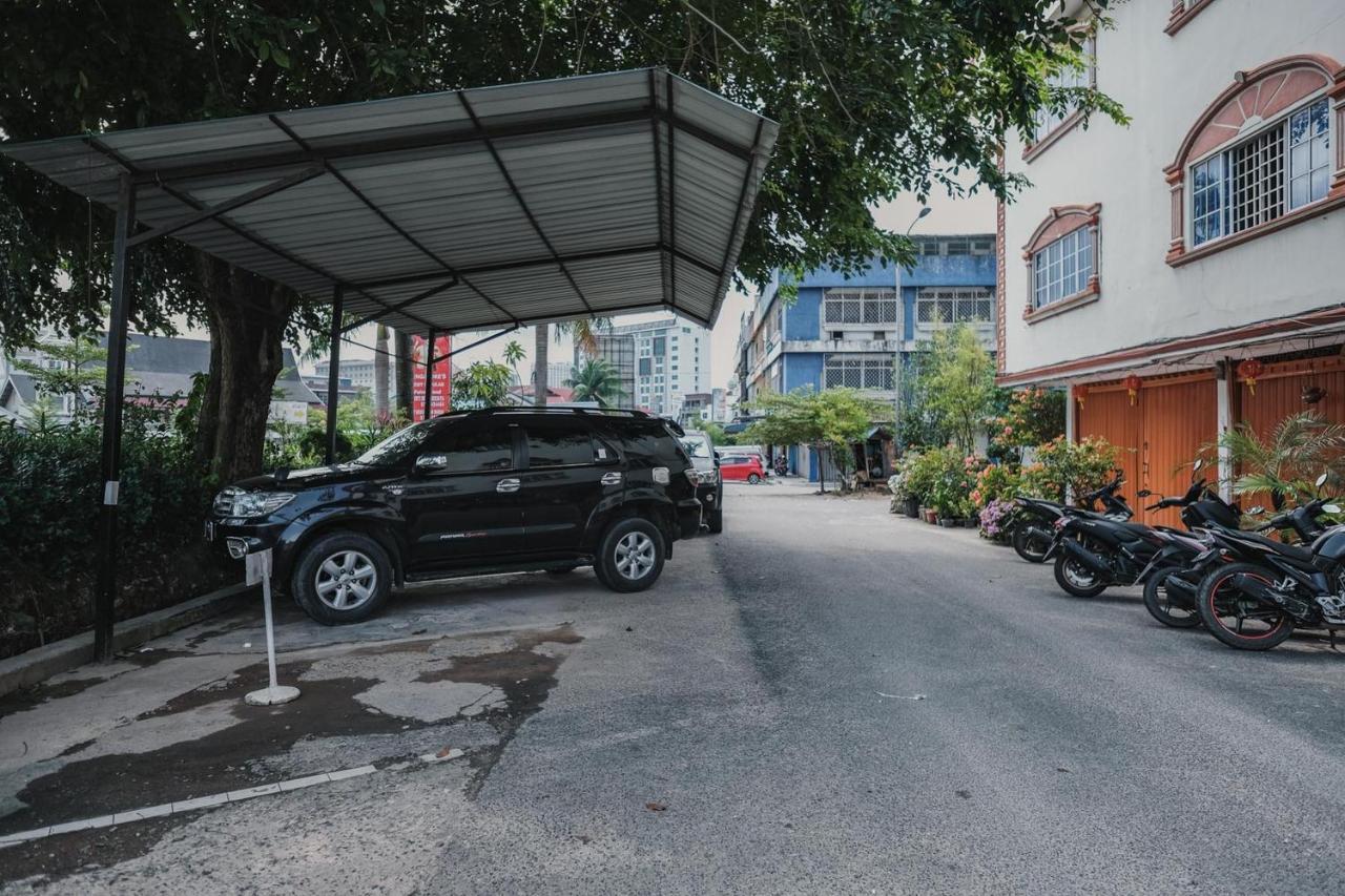 Reddoorz Near Nagoya Hill Mall Batam 5 Ngoại thất bức ảnh